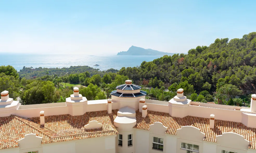 Qış mövsümünün səyahət trendləri: İspaniya, Dubay, Maldivlər, Türkiyə və Azərbaycan