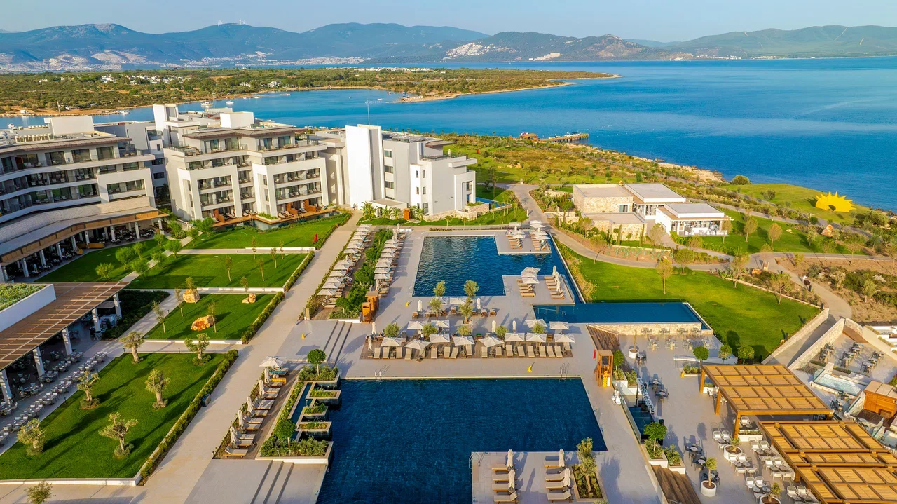 "Anda Barut Collection": "Michelin" ulduzlu şef-aşpazlar ilə eksklüziv yay qastronomiya seriyası